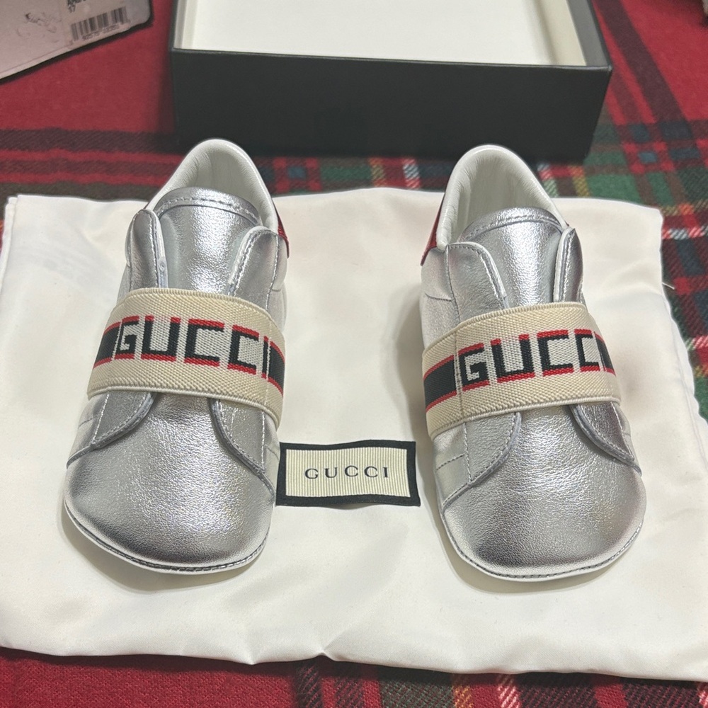 Gucci Kids Silver Sneakers with Logo Strap